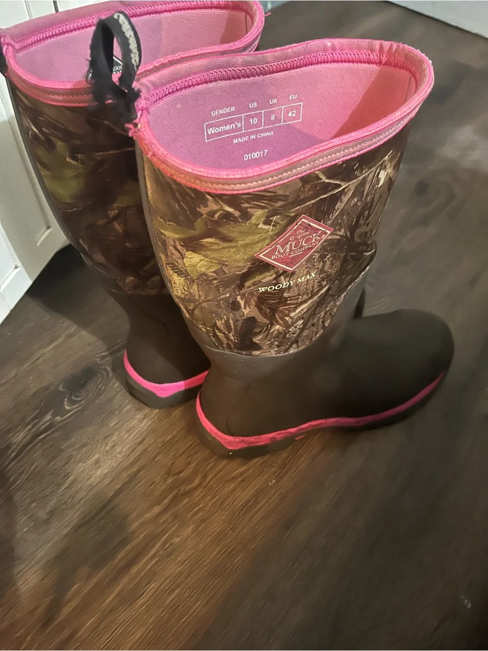Women’s Brown Rain Boots with Pink Trim – Waterproof Winter Boot